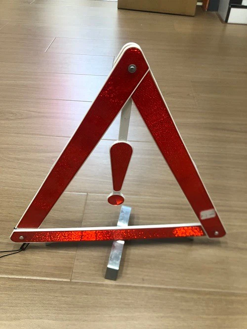 Plastic Tripod Warning Sign Safety Auto Parts Cars Accessories Plastic Tripod Warning Sign Safety Auto Parts Cars Accessories